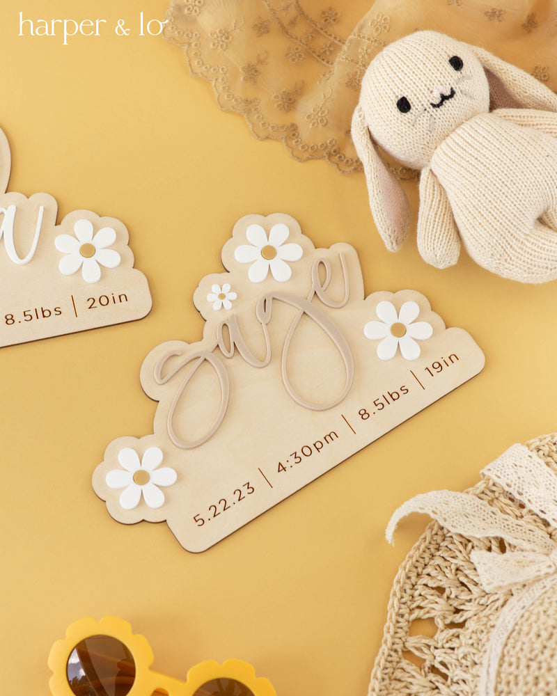 Birth Announcement | Custom Name | Daisy Stats Sign