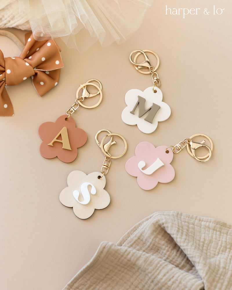 Custom Initial Letter Daisy Keychain