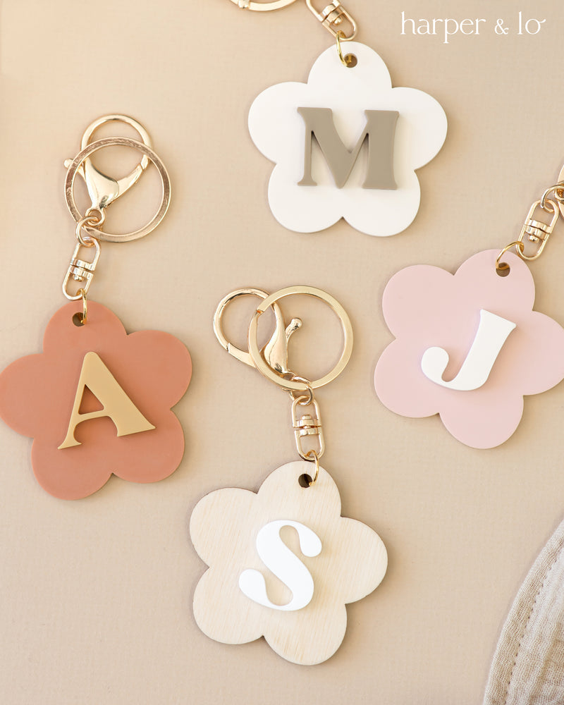 Custom Initial Letter Daisy Keychain