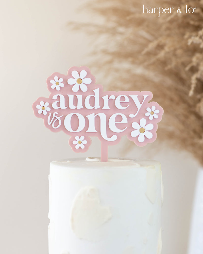 Cake Topper | Custom Name & Age | Acrylic Daisy