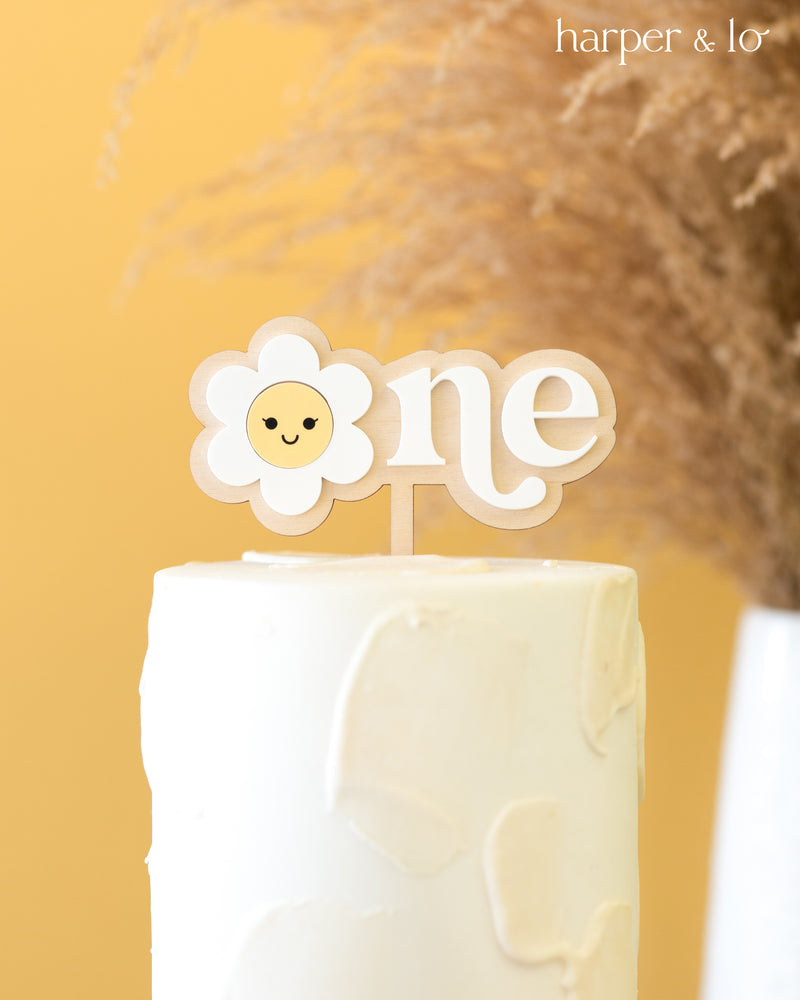 Cake Topper | Daisy | Smiley Face