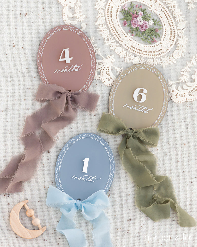 Lace Ribbon Oval Acrylic | Interchangeable Milestone Cards