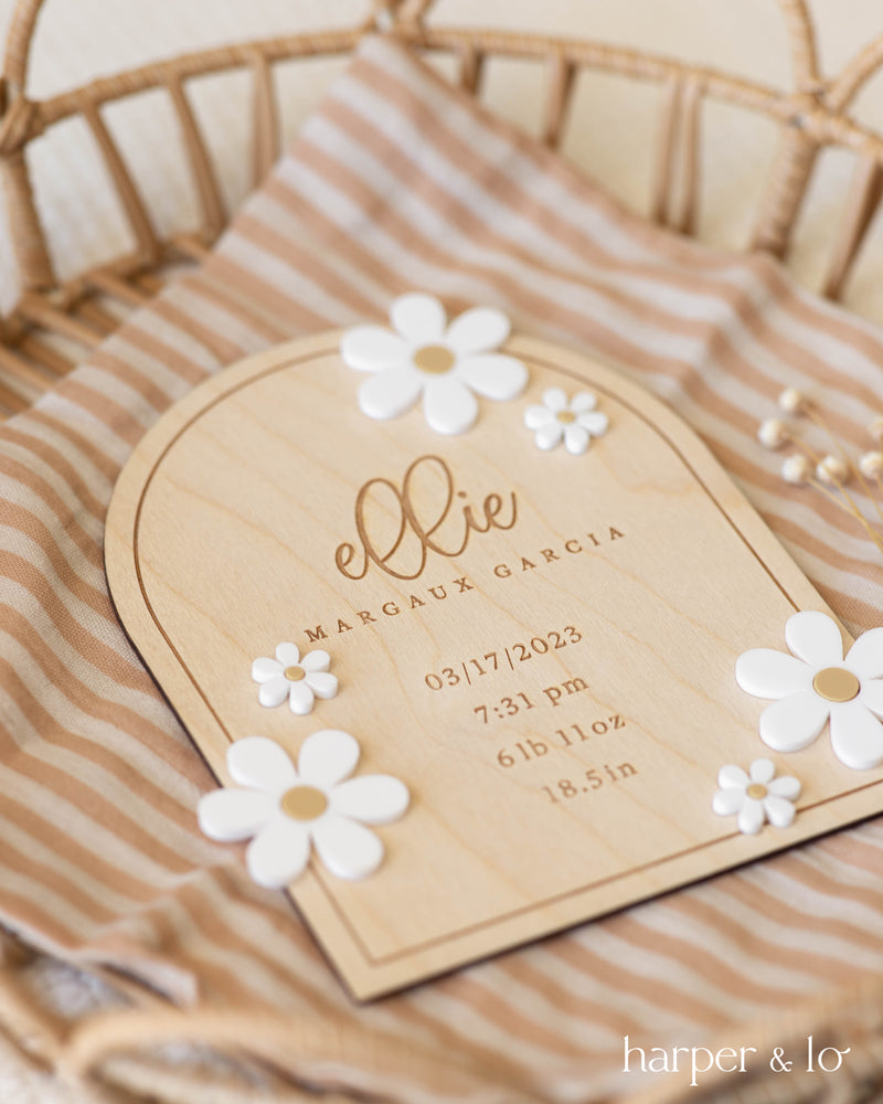 Birth Announcement | Custom Stats Sign | Daisy Flowers