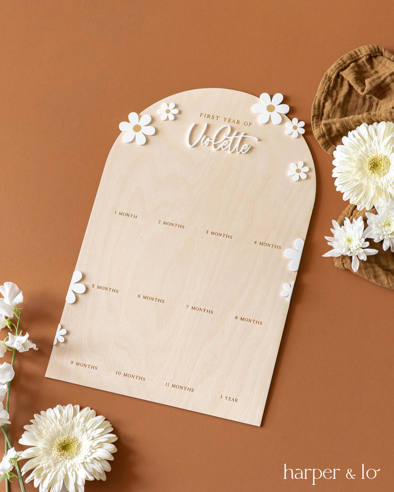 My First Year Photo Sign | Daisy | Arched